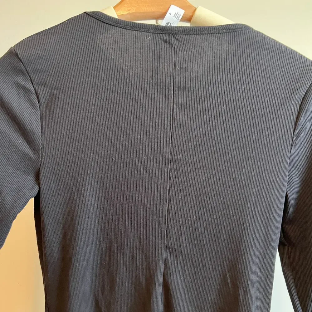 All in Motion Women's Black Long Sleeve Twist Front T-Shirt - Size Small - NWT - Picture 5 of 10